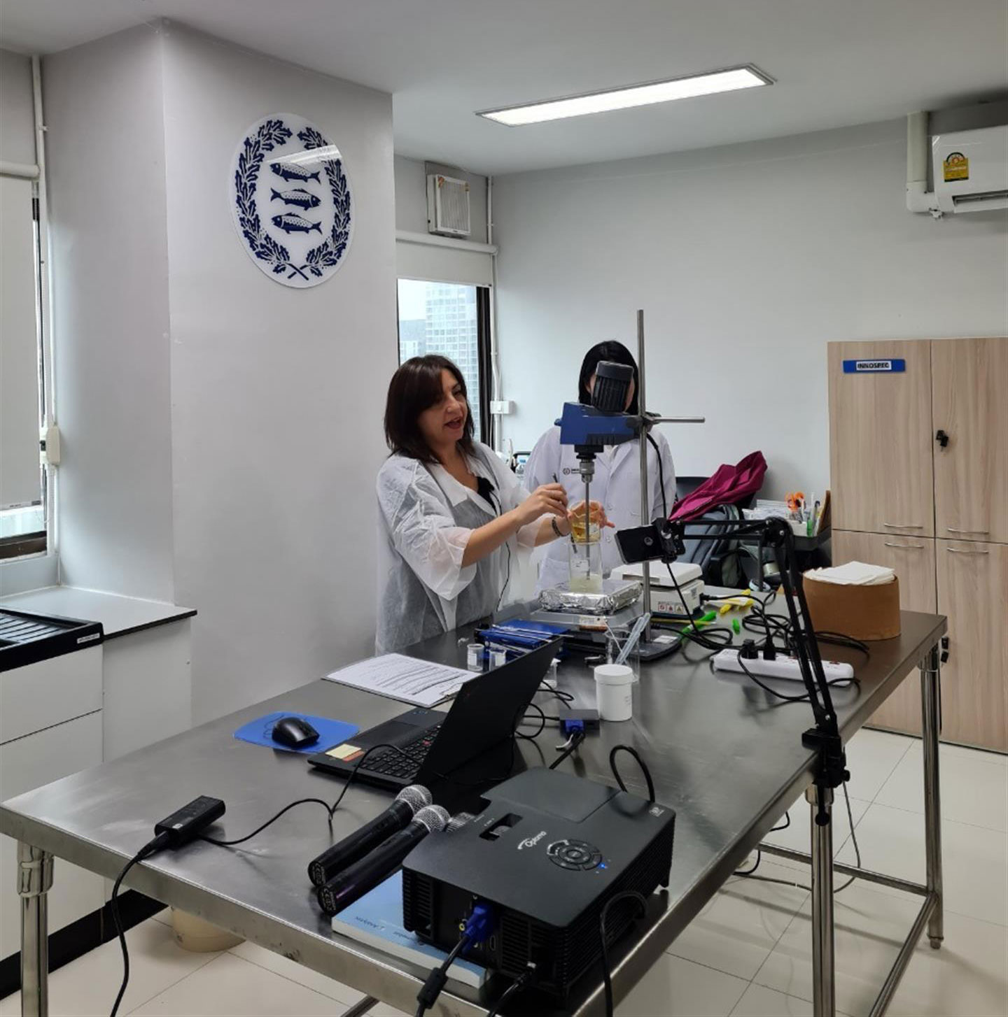 JJIT-Innovacos-Seminar-2024---1-(Custom) JJIT-Innovacos-Seminar-2024---1-(Custom)