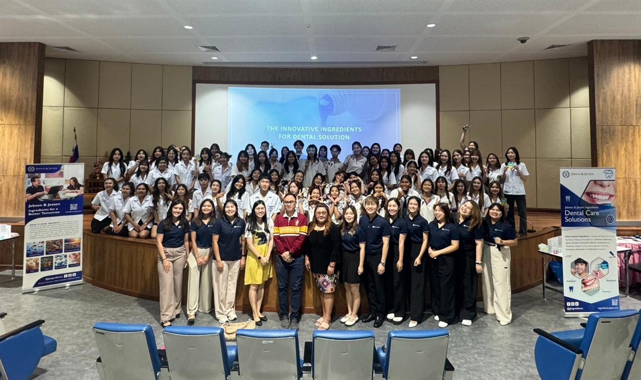 JJIT-University-Dental-Roadshow---Group-Photo (Medium) JJIT-University-Dental-Roadshow---Group-Photo (Medium)