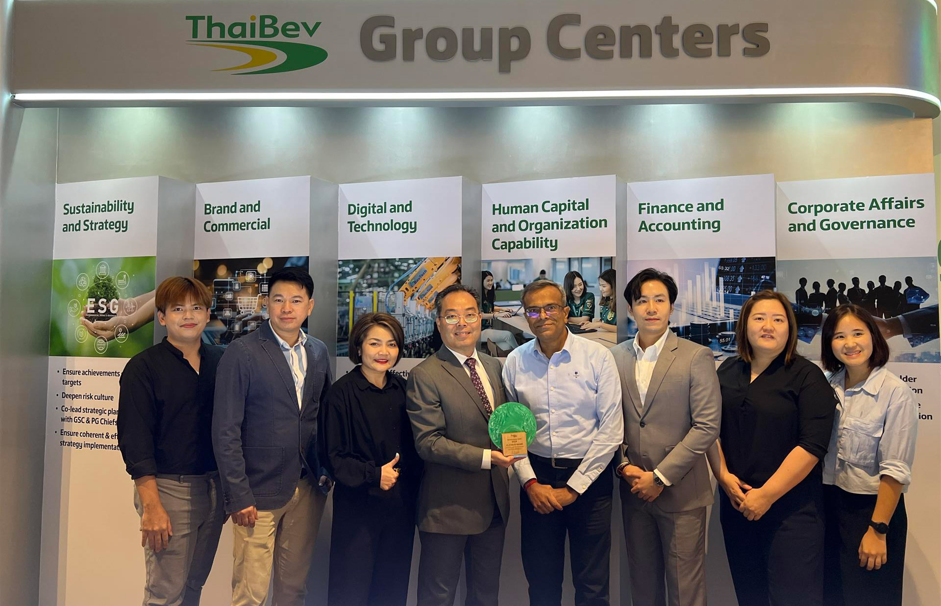 ThaiBev-Group-Photo-1 ThaiBev-Group-Photo-1