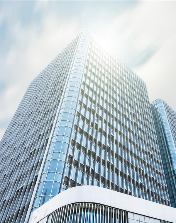 giant-building-with-sun-Large-1 pouring everday milk tea into a glass